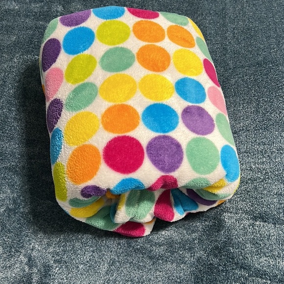 Large Blanket - Picture 3 of 8